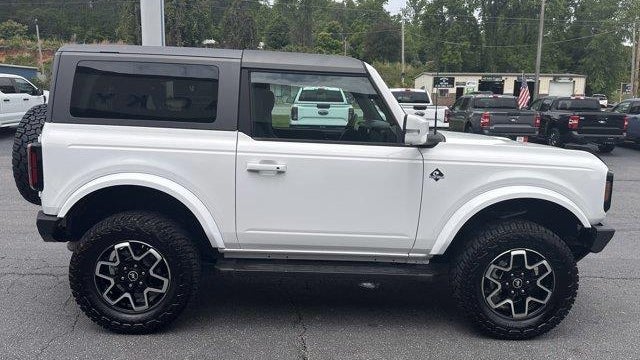2021 Ford Bronco Base