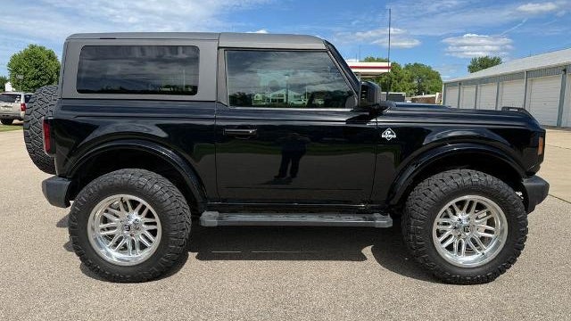 2022 Ford Bronco Base