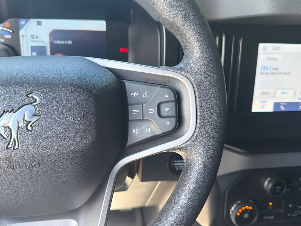 2022 Ford Bronco - $34,601