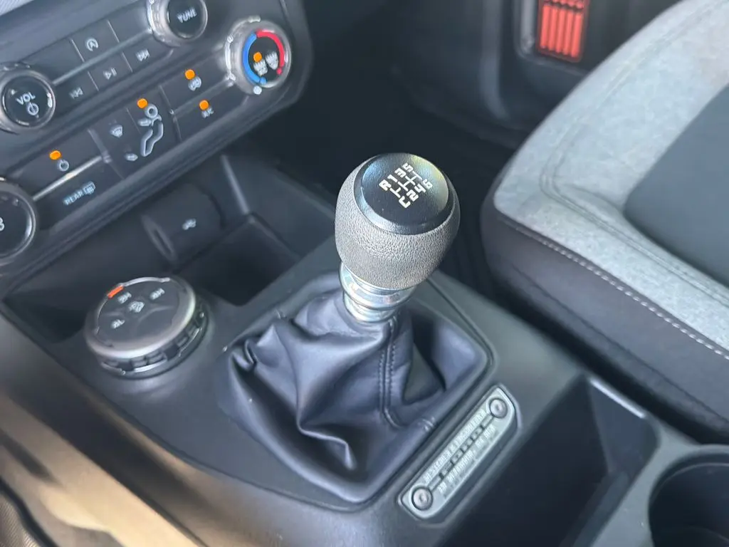2022 Ford Bronco - $34,601
