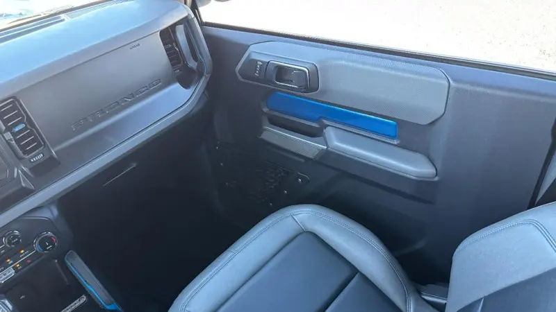 2022 Ford Bronco Base