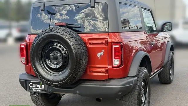 2022 Ford Bronco Base