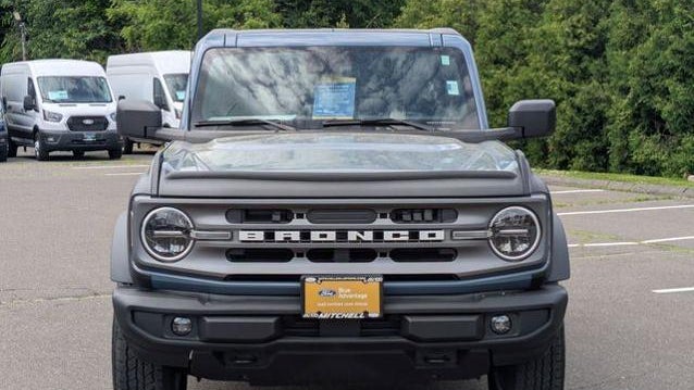 2023 Ford Bronco Base