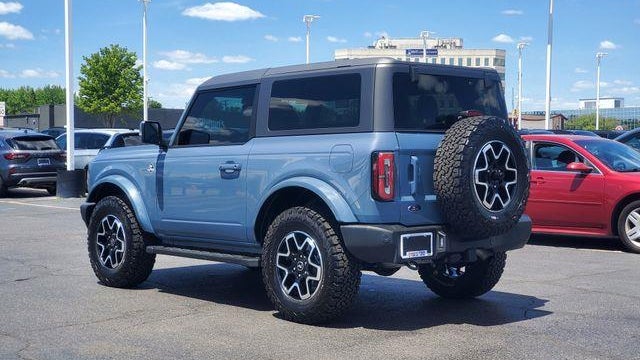 2023 Ford Bronco Base