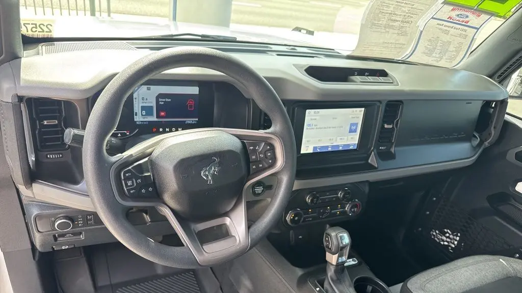 2022 Ford Bronco Base