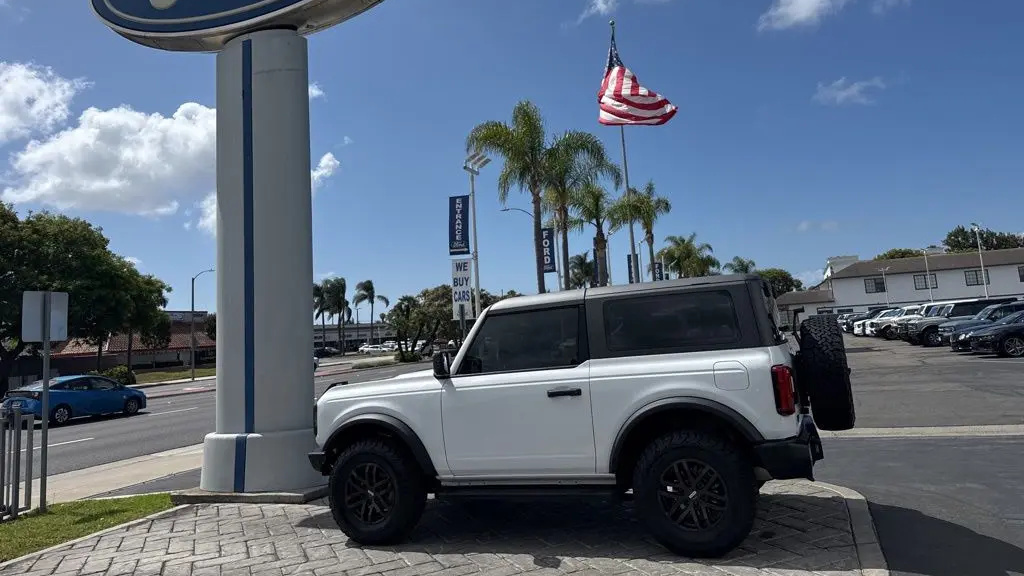 2022 Ford Bronco Base