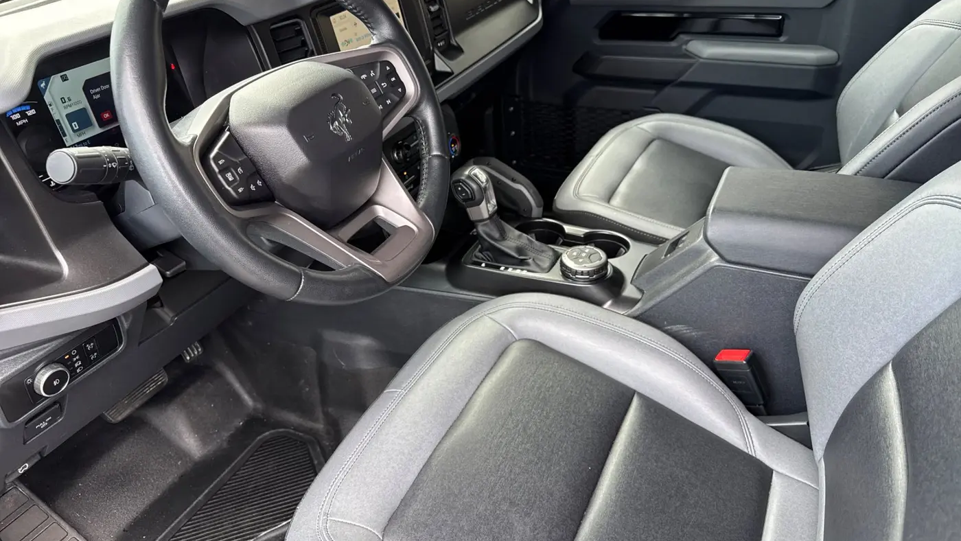 2023 Ford Bronco Base