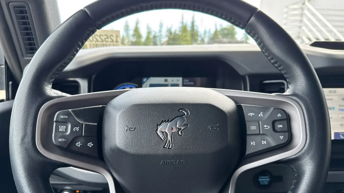 2023 Ford Bronco Base
