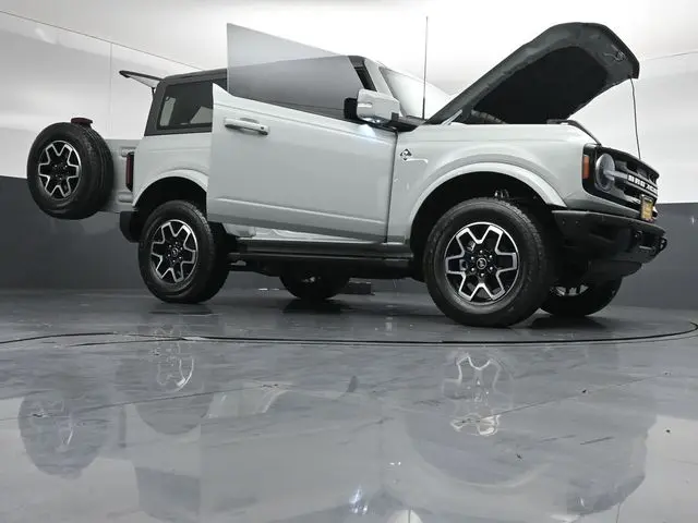 2023 Ford Bronco - $44,495