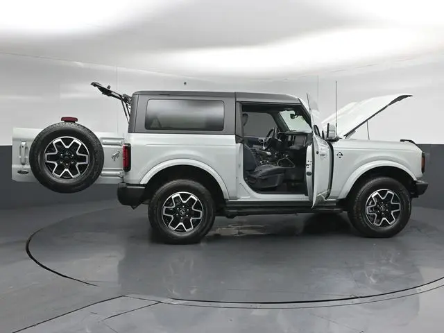 2023 Ford Bronco - $44,495