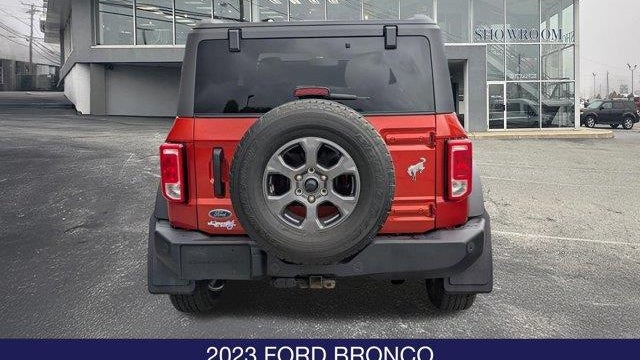 2023 Ford Bronco Base