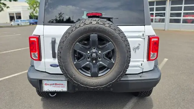 2022 Ford Bronco Black Diamond