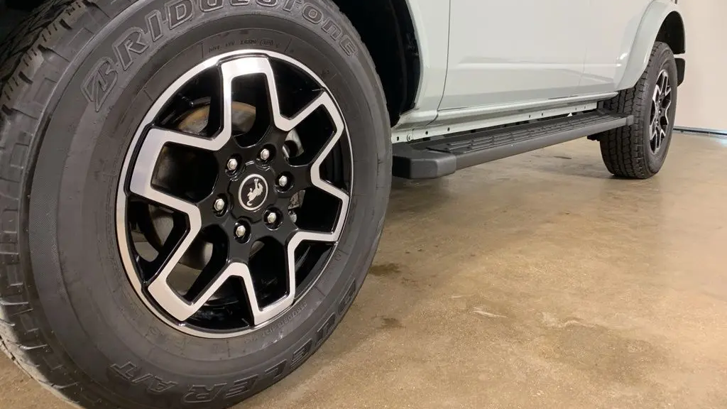 2021 Ford Bronco Base