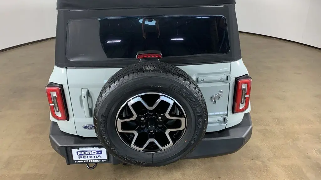 2021 Ford Bronco Base