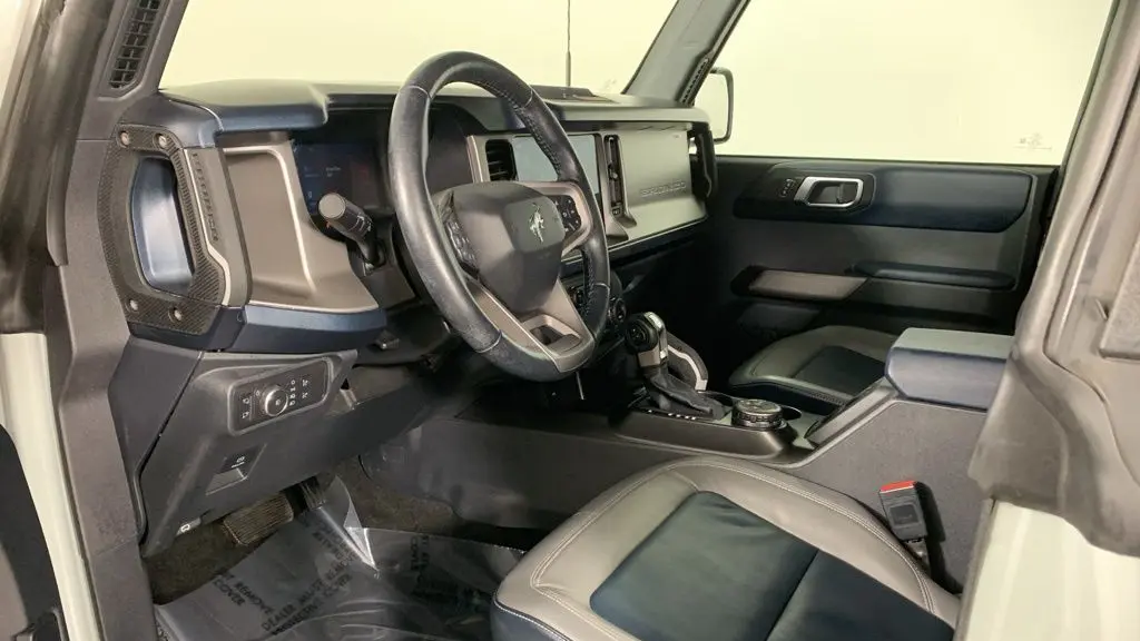 2021 Ford Bronco Base