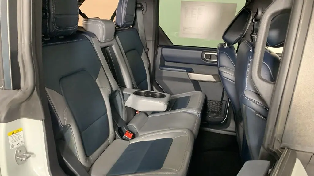 2021 Ford Bronco Base