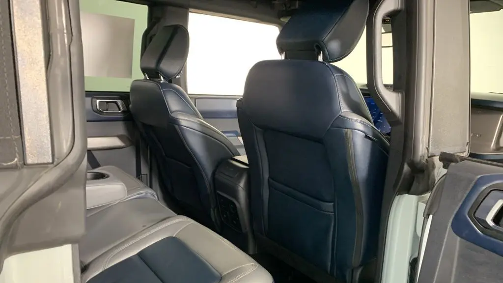 2021 Ford Bronco Base