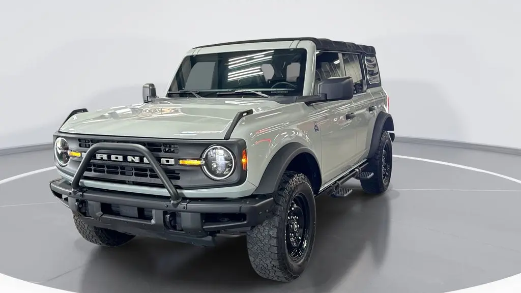 2022 Ford Bronco Base