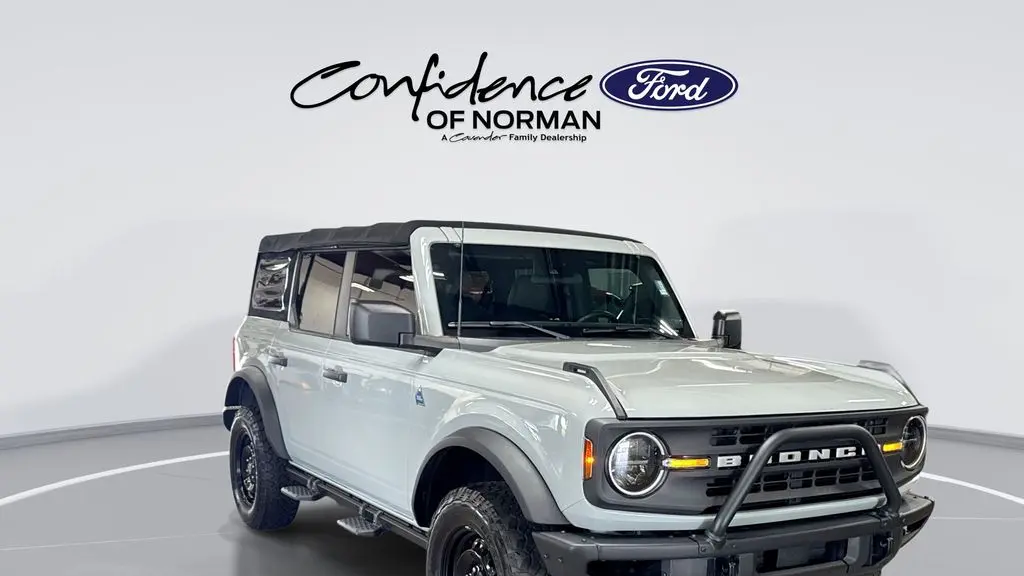 2022 Ford Bronco Base