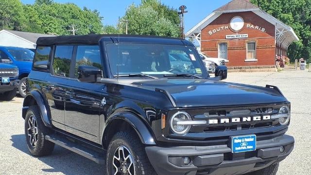 2022 Ford Bronco Base