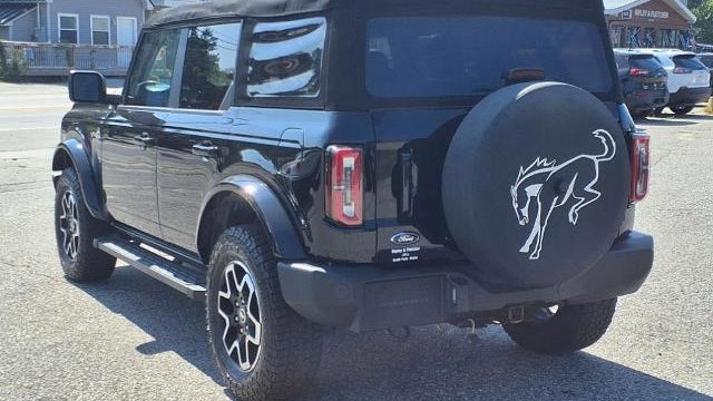 2022 Ford Bronco Base