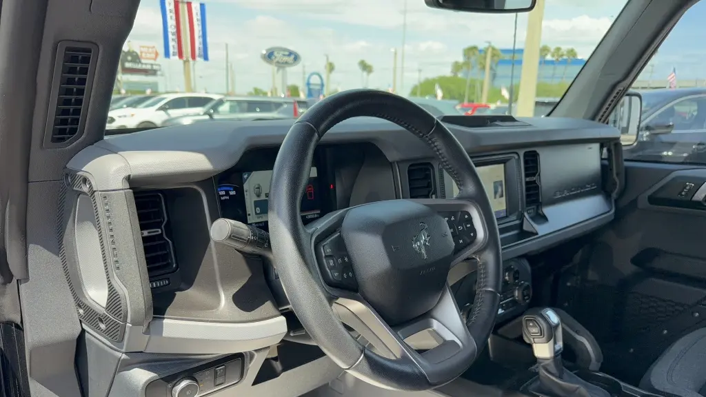 2023 Ford Bronco Base