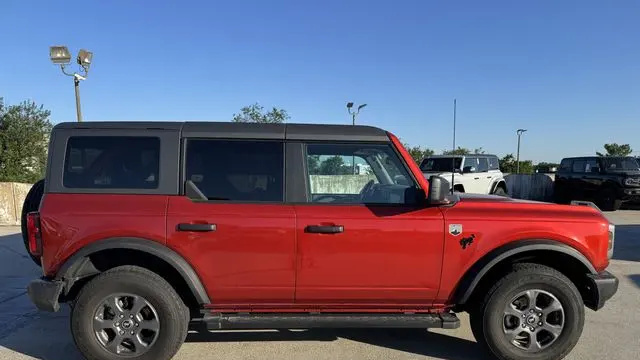 2023 Ford Bronco Base