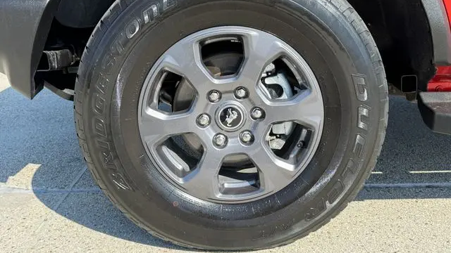 2023 Ford Bronco Base