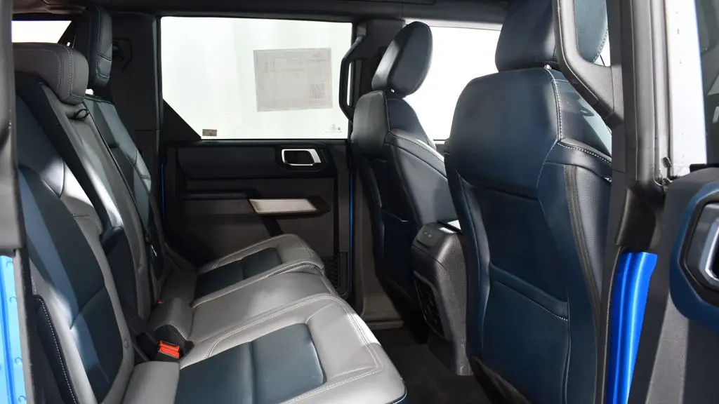 2021 Ford Bronco Base