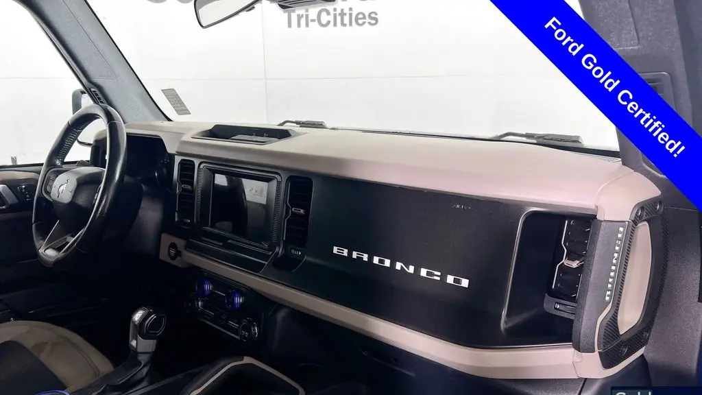 2021 Ford Bronco Base
