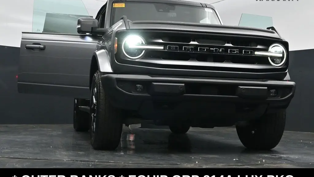2022 Ford Bronco Base