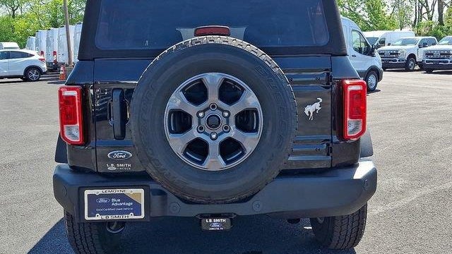 2022 Ford Bronco Base