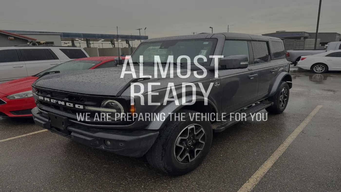 2023 Ford Bronco Base