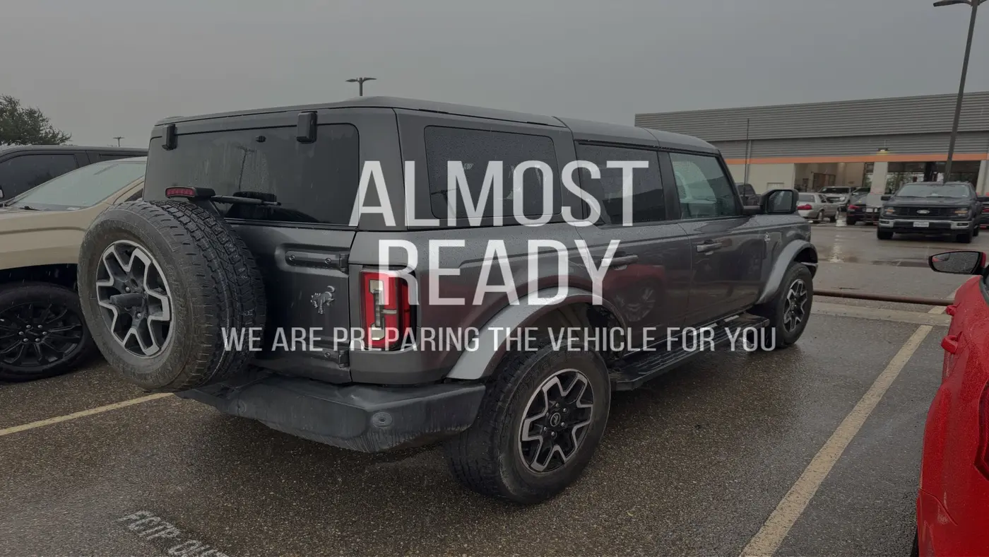 2023 Ford Bronco Base