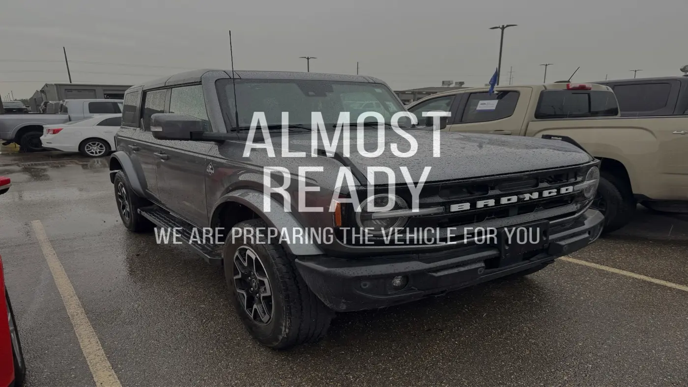 2023 Ford Bronco Base