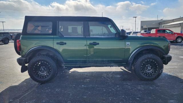2023 Ford Bronco Base