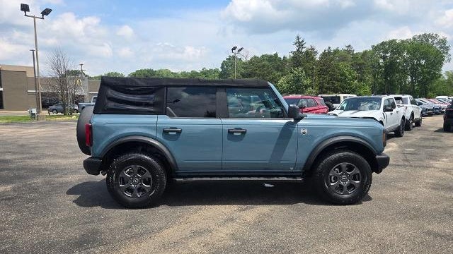2021 Ford Bronco Base