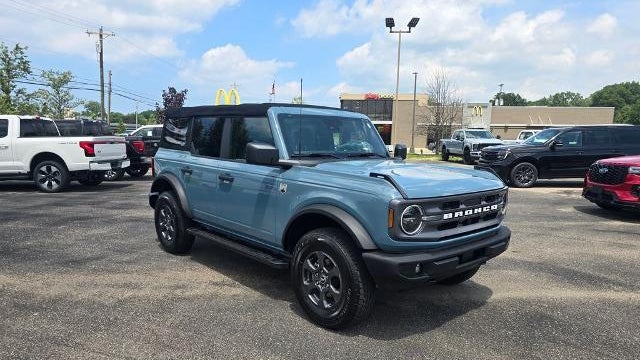 2021 Ford Bronco Base
