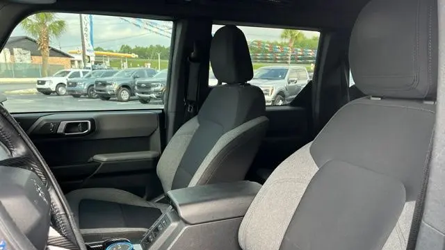 2021 Ford Bronco Base