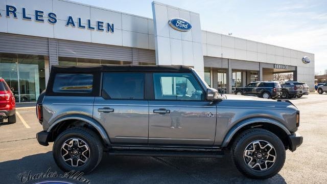 2022 Ford Bronco Black Diamond