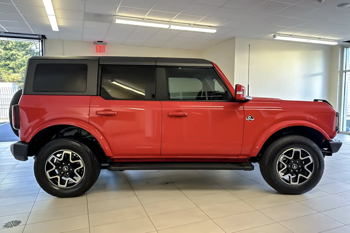 2022 Ford Bronco - $38,417