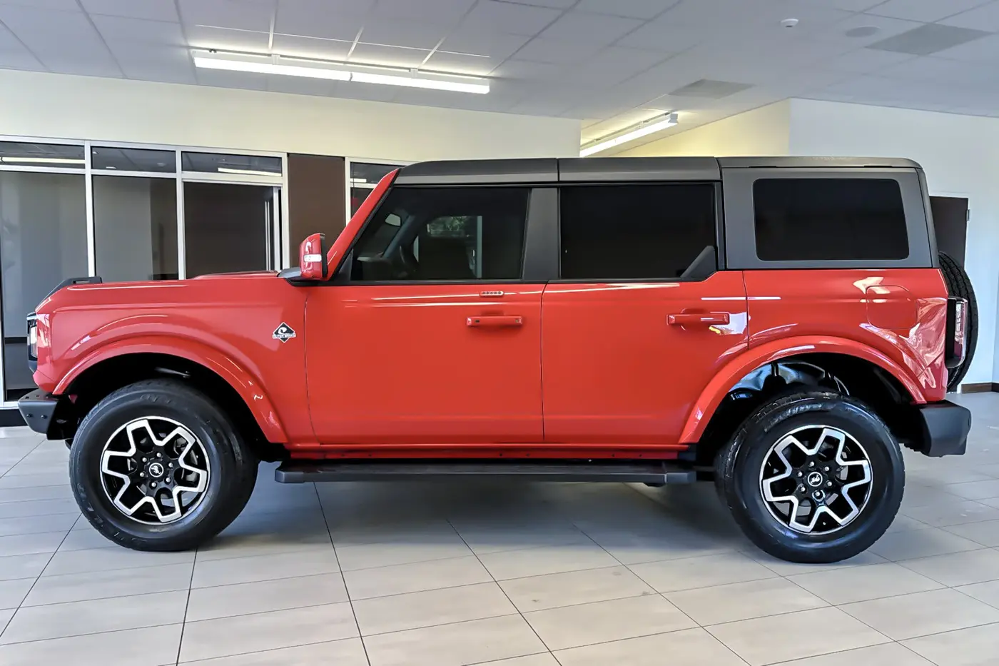 2022 Ford Bronco - $38,417