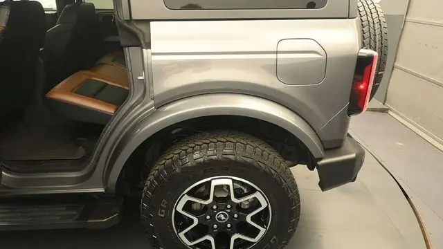 2023 Ford Bronco Base