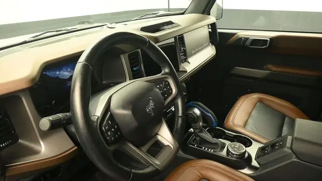 2023 Ford Bronco Base
