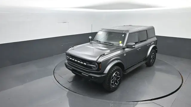 2023 Ford Bronco Base