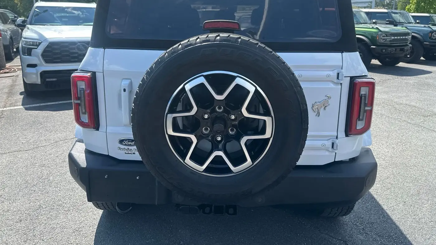 2021 Ford Bronco Base
