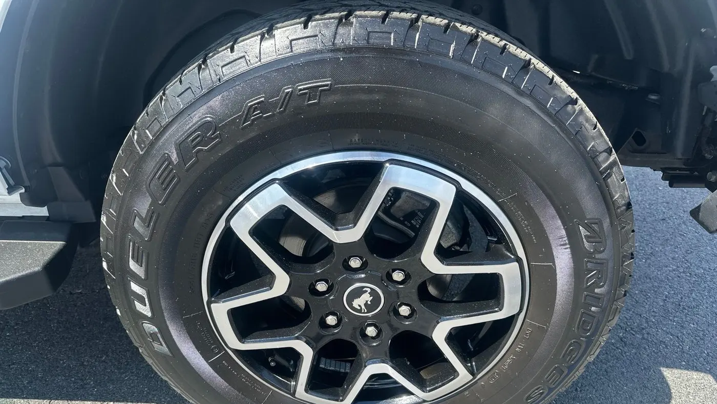 2021 Ford Bronco Base