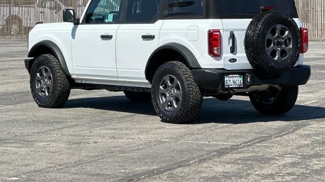 2021 Ford Bronco Base