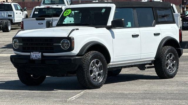 2021 Ford Bronco Base
