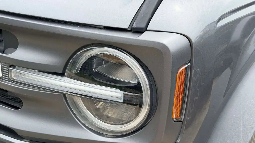 2022 Ford Bronco Base